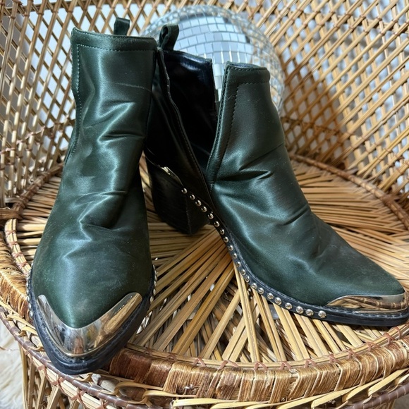 Jeffrey Campbell Optimum-ST Green Oiled Studded Booties Size 8.5 - Picture 7 of 7